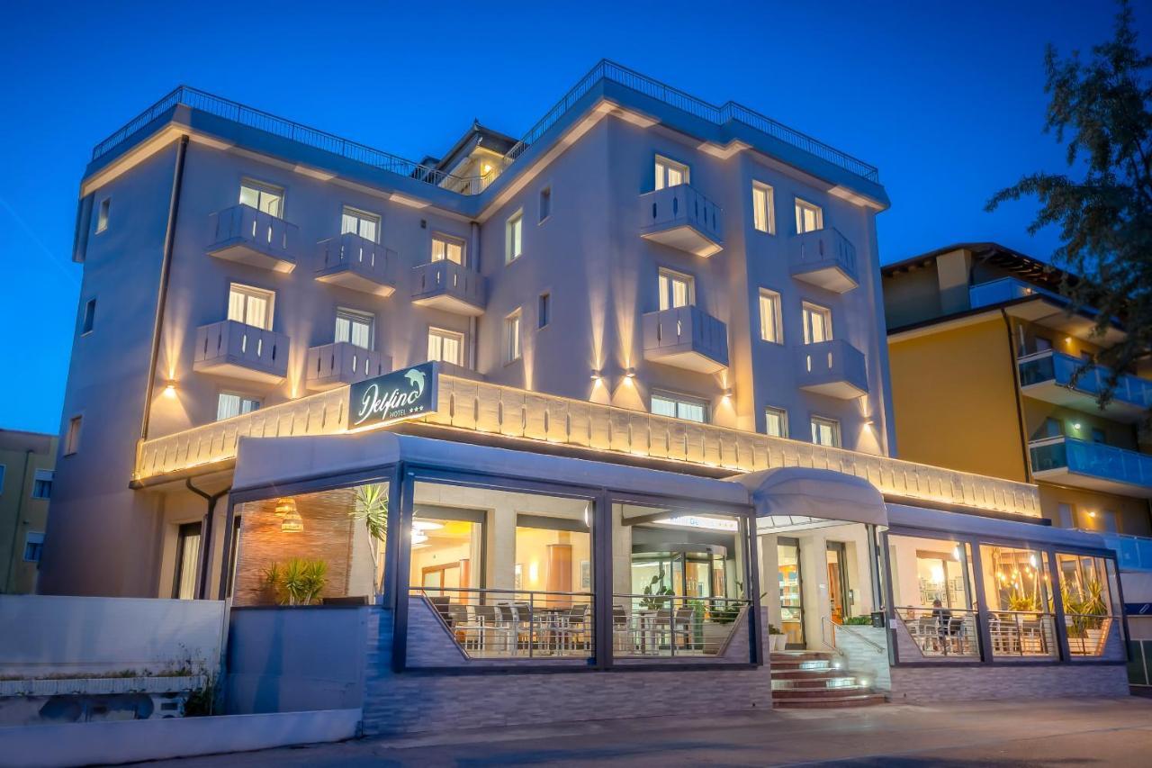 Hotel Delfino Caorle Exterior photo